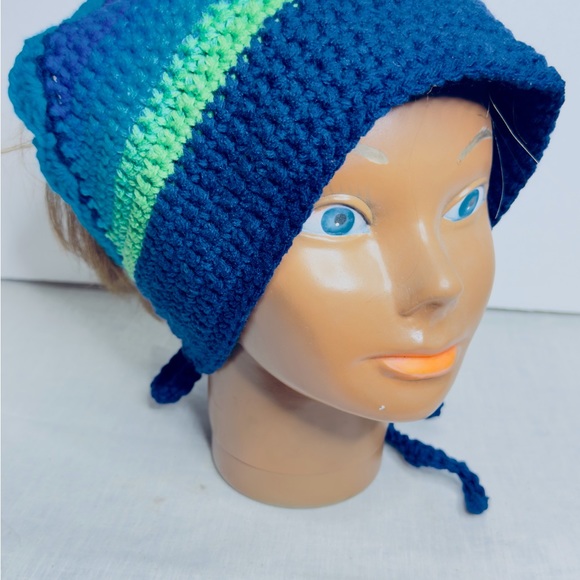 Cocoa’s Bonnets - Picture 2 of 5